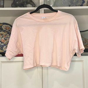pink cropped tna short-sleeve t-shirt